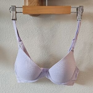 Victoria's Secret Purple T-Shirt Bra with Underwire and Adjustable Straps